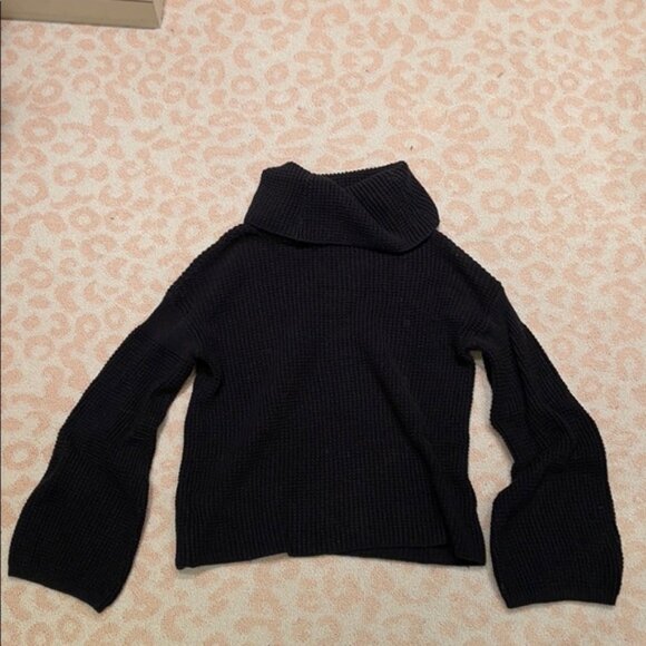 Pre-Loved Splendid Black Cowl Neck Waffle Sweater - Size Medium - Picture 2 of 4